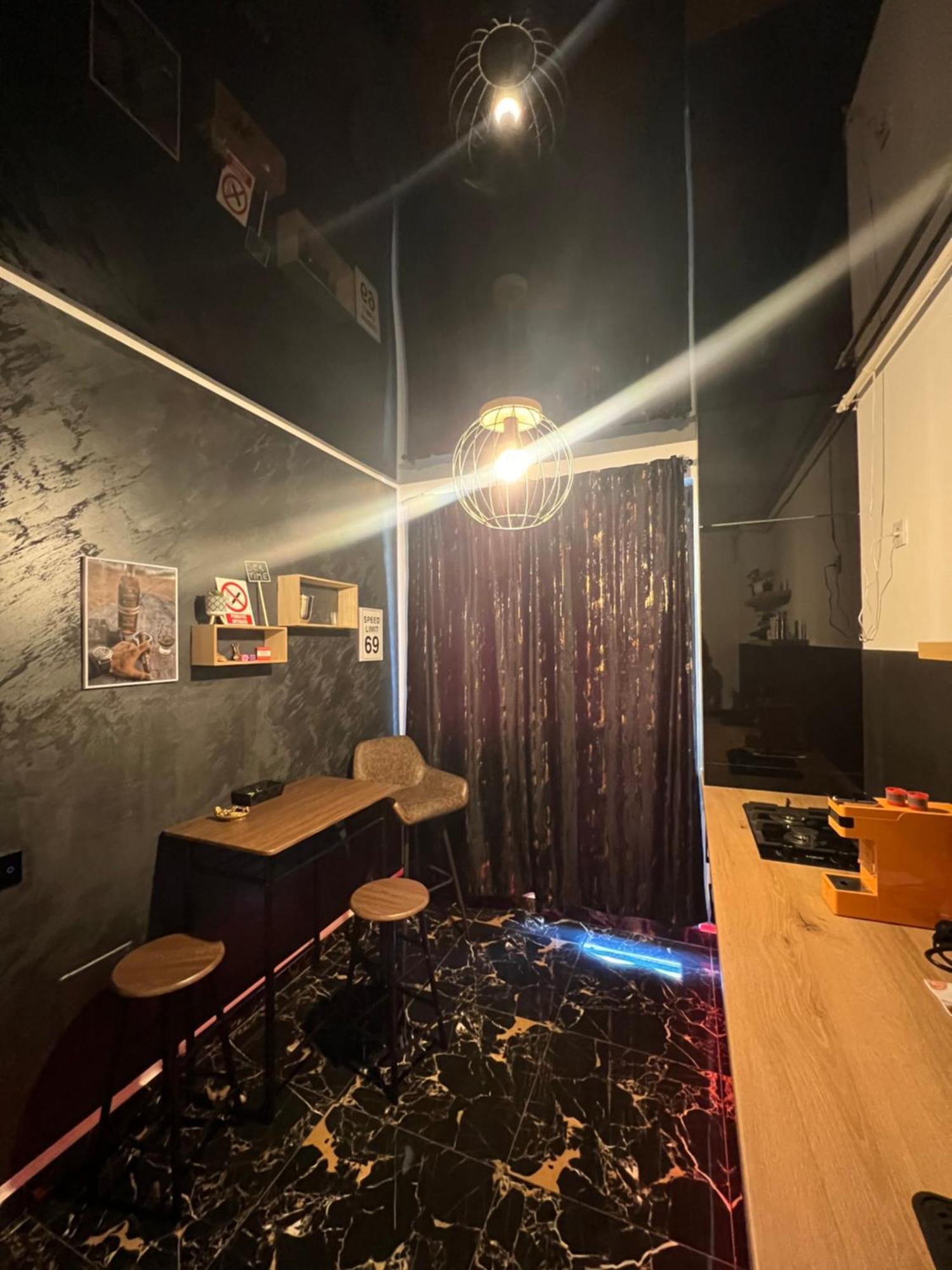 Adult Only Fantasy Room Bucarest Extérieur photo