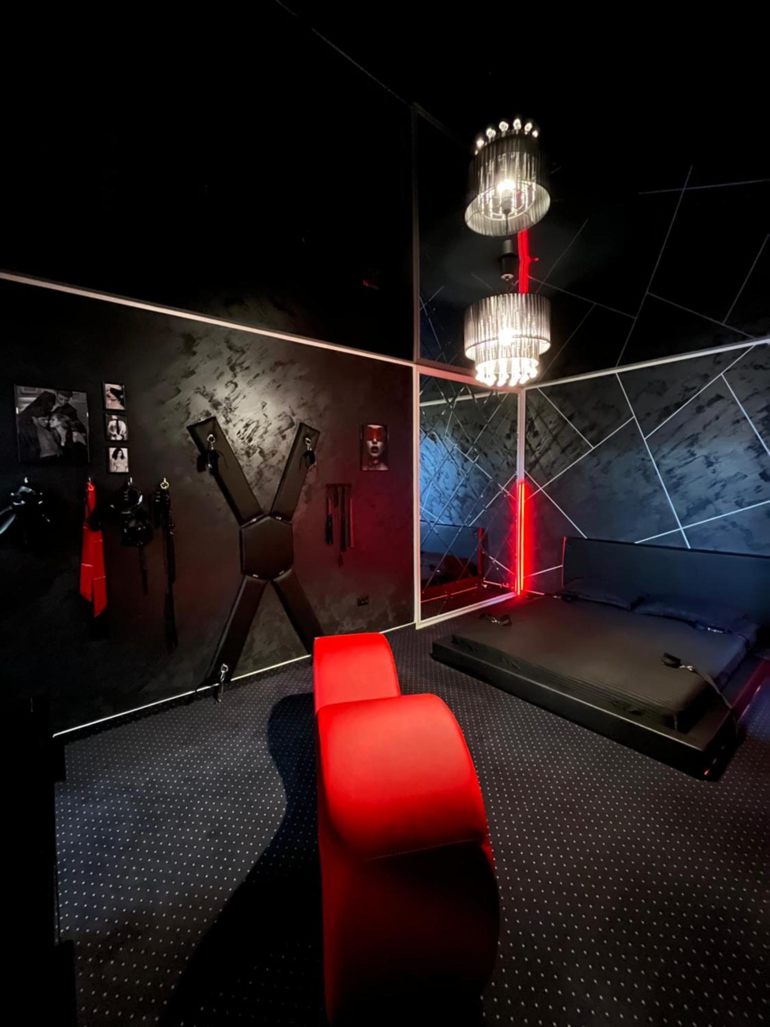 Adult Only Fantasy Room Bucarest Extérieur photo